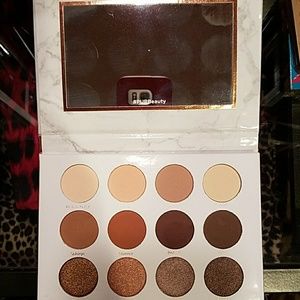 Pur beauty eyeshadow palette Soiree Diaries